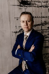 Бизнес-консультант